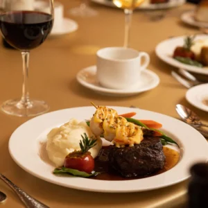 Scott's Seafood Bar & Grill, 2 Broadway Jack London Sq, Oakland, CA 94607, Jack London Square