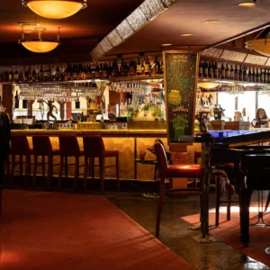 Scott's Seafood Bar & Grill, 2 Broadway Jack London Sq, Oakland, CA 94607, Jack London Square